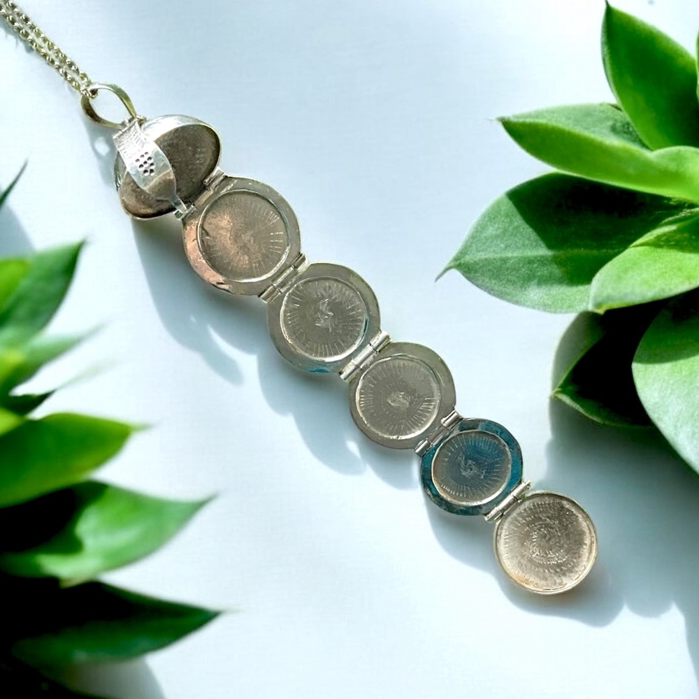 🌺Vintage Taxco Accordion Sphere Locket Necklace - Picture 4 of 15